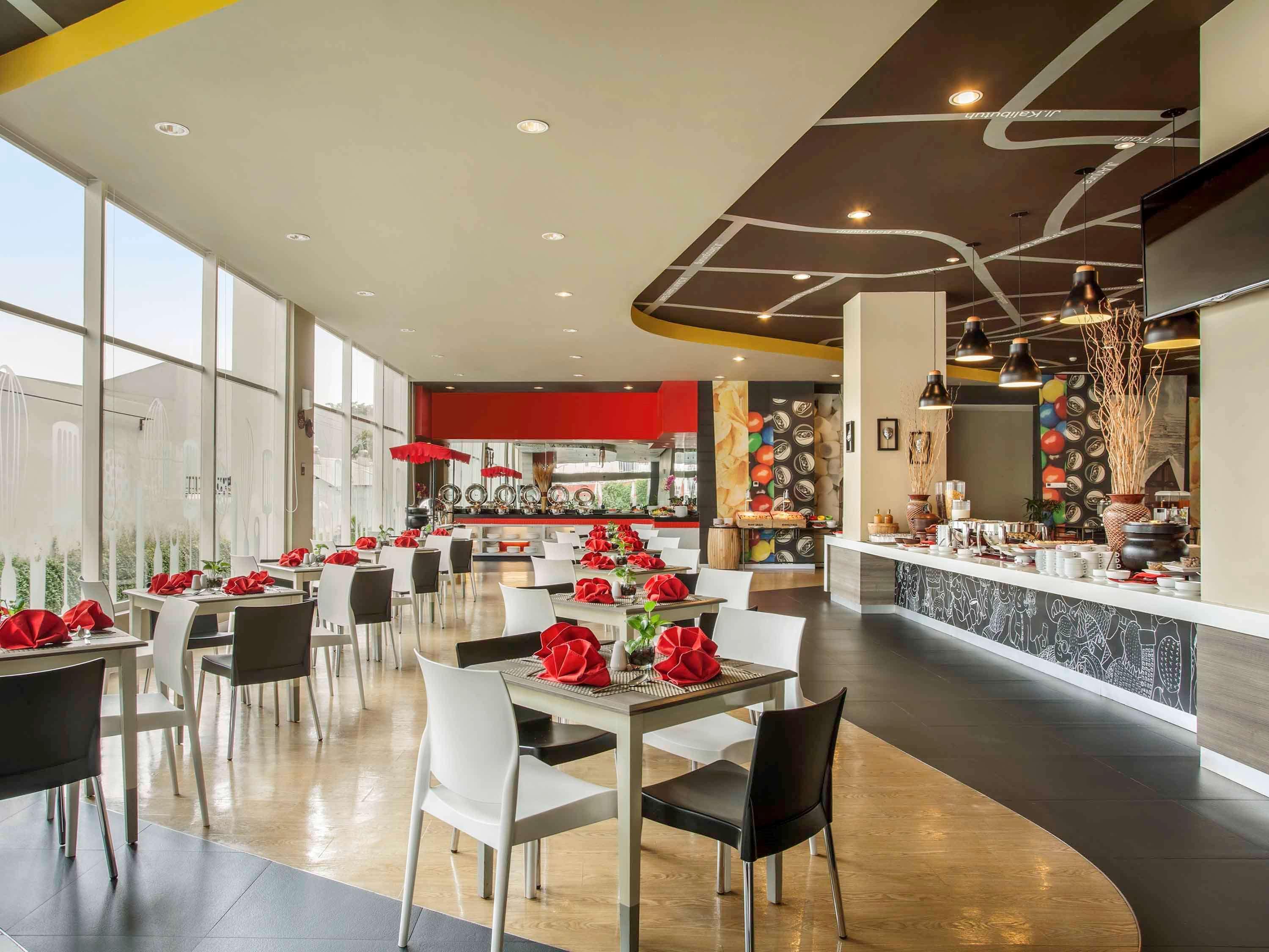 Ibis Surabaya City Center Exterior foto