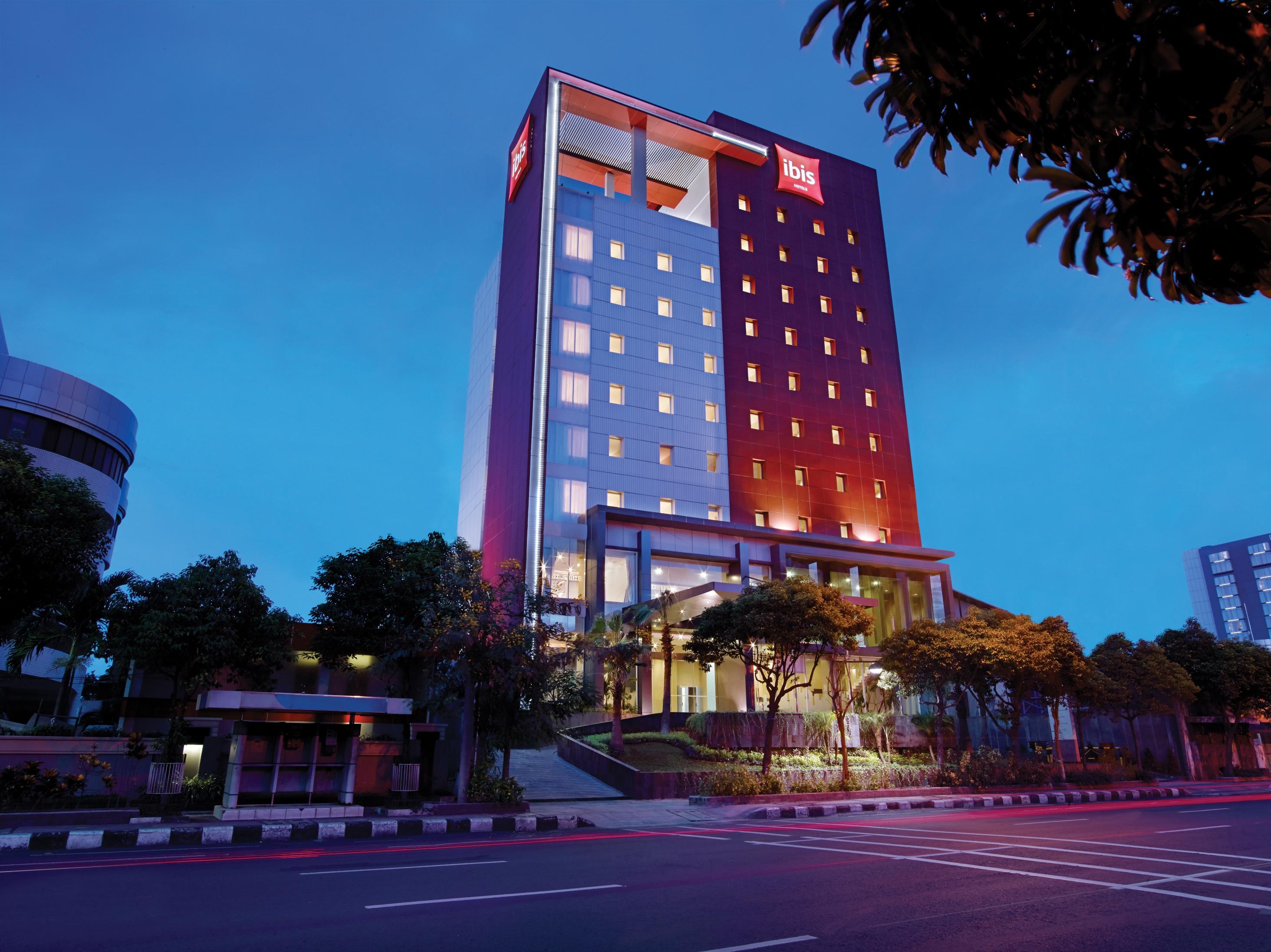 Ibis Surabaya City Center Exterior foto